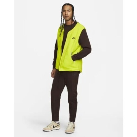 Nike Sportswear Essentials+ Sherpa Fleece Gilet Vest Men Sz L Tall Neon Volt - Picture 1 of 7